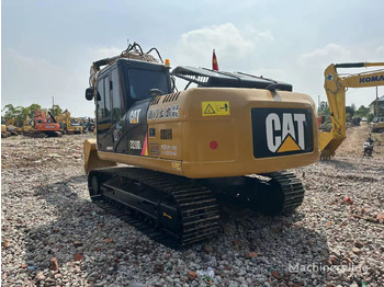 Crawler excavator Caterpillar 320DL: picture 5