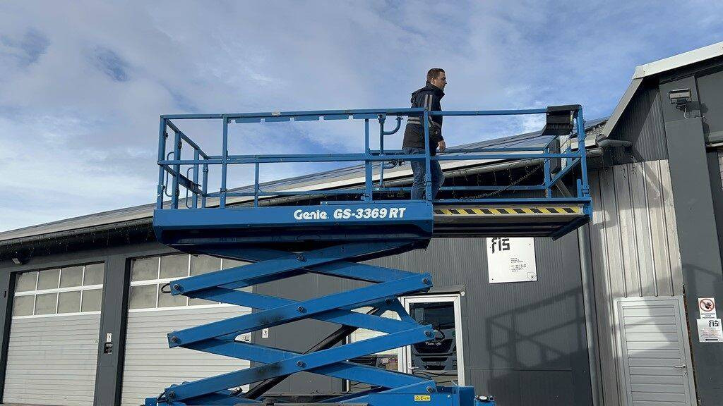 Scissor lift Genie GS3369 RT - 2014 Year - 1315 Working Hours: picture 7