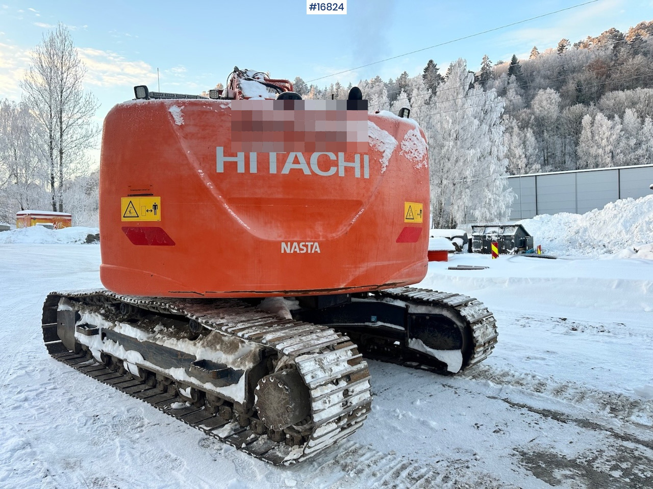 Excavator Hitachi ZX225USRLC-6: picture 5