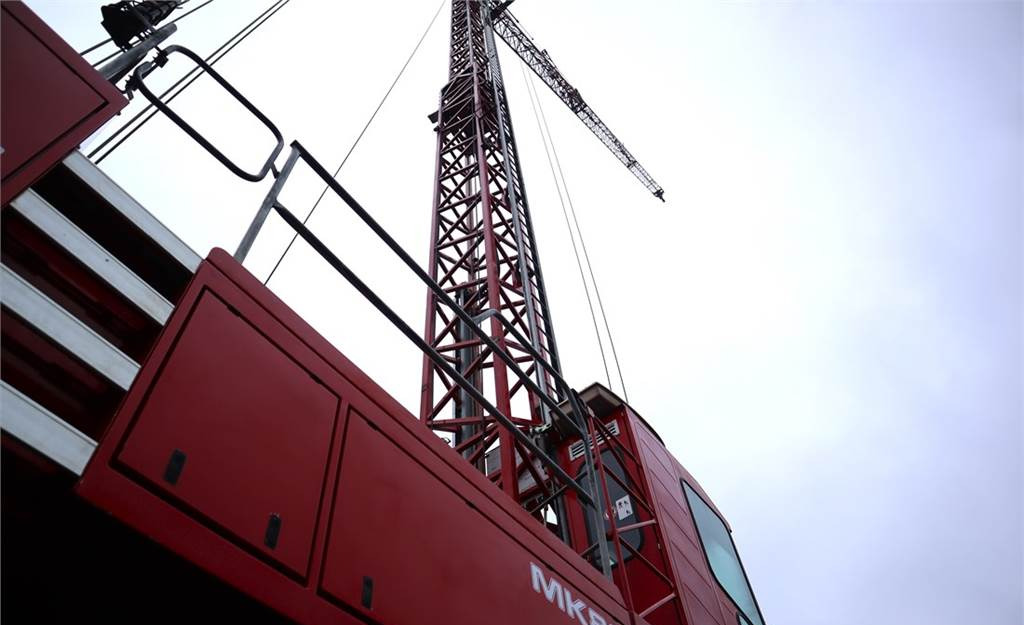 Tower crane Liebherr MK88 Dutch vehicle registration, Valid inspection,: picture 13