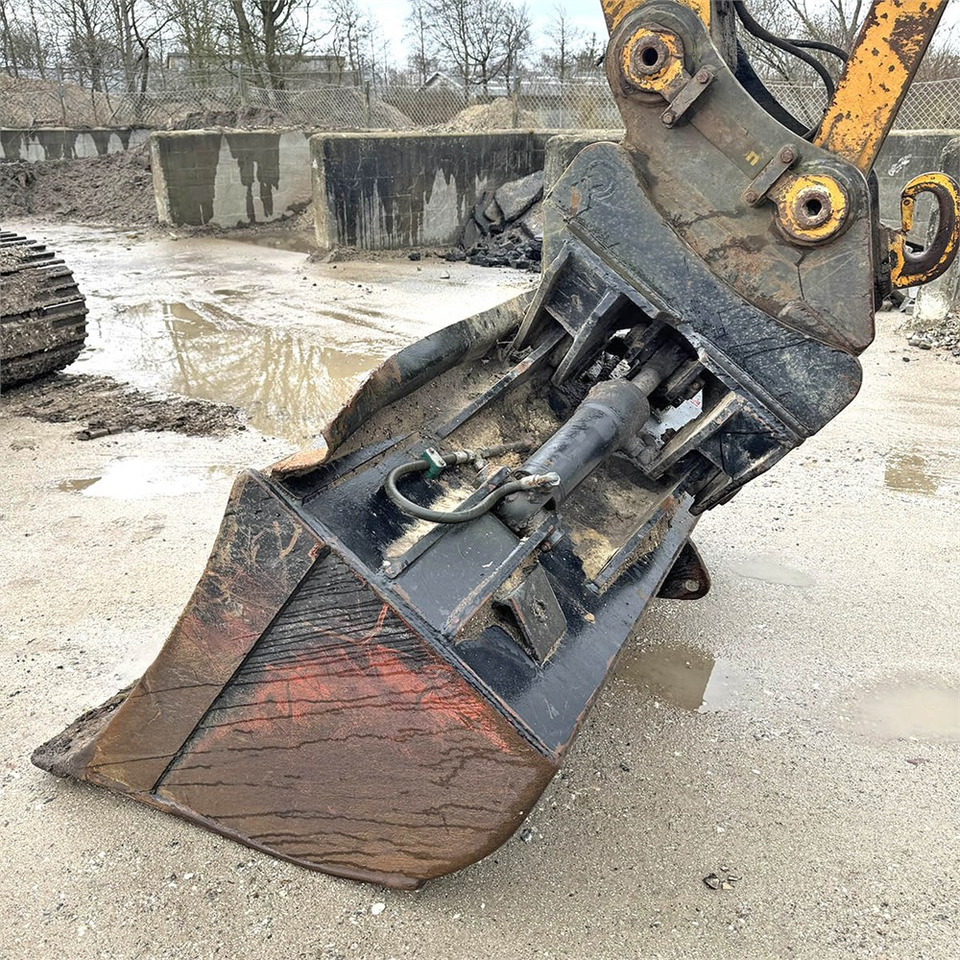 Crawler excavator Liebherr R914 HDSL: picture 17