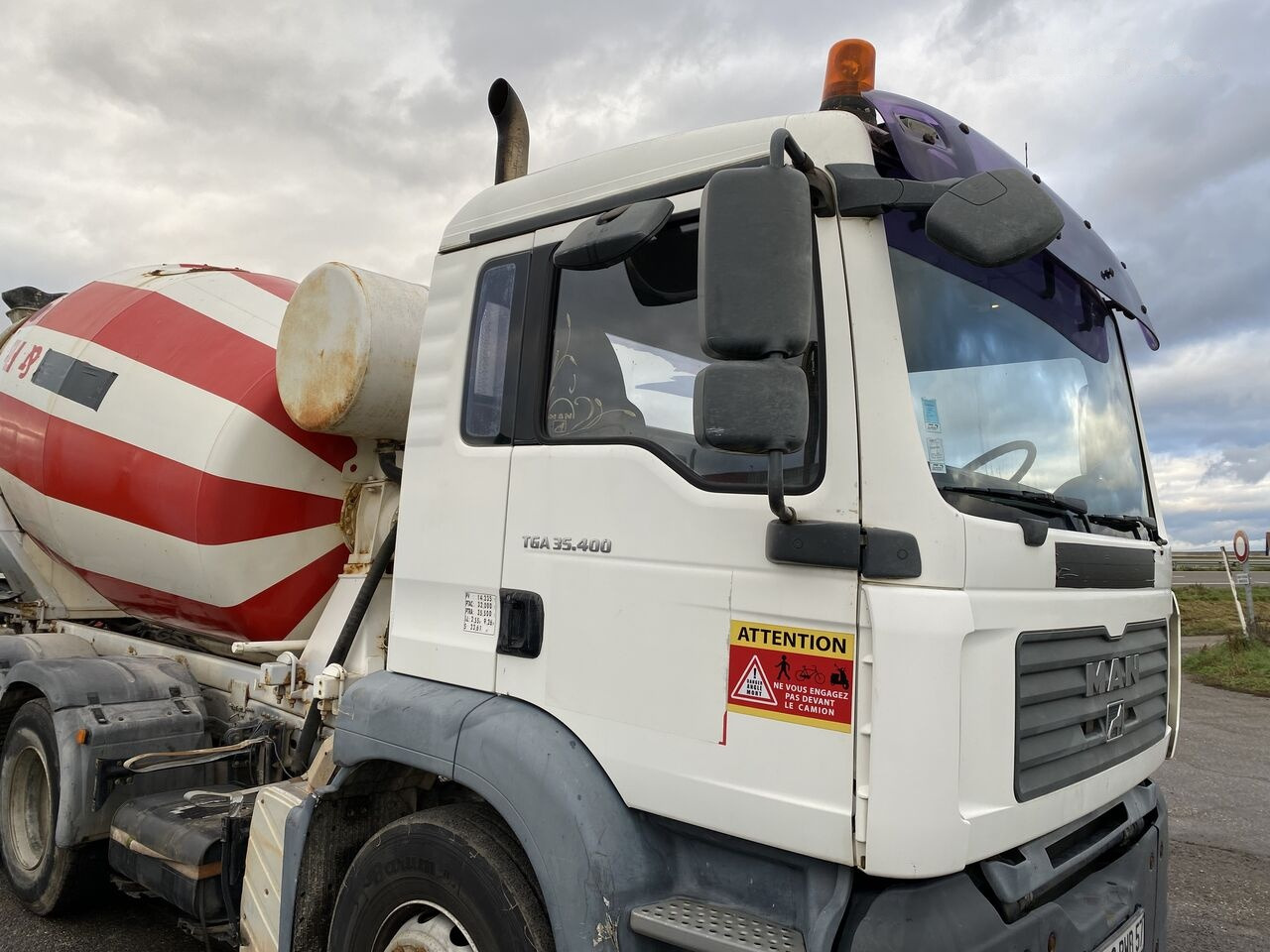 Concrete mixer truck MAN TGA 35-400: picture 37