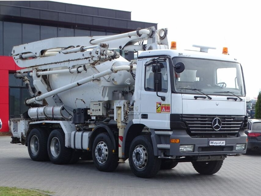 Concrete mixer truck Mercedes-Benz ACTROS 3235: picture 9