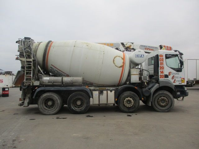 Concrete mixer truck Renault Kerax 420 dci - manual gearbox / CIFA + belt tapis: picture 4