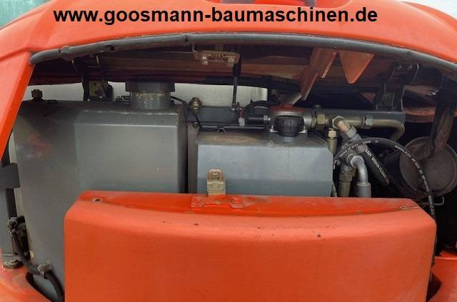 Mini excavator Schaeff 605R: picture 2