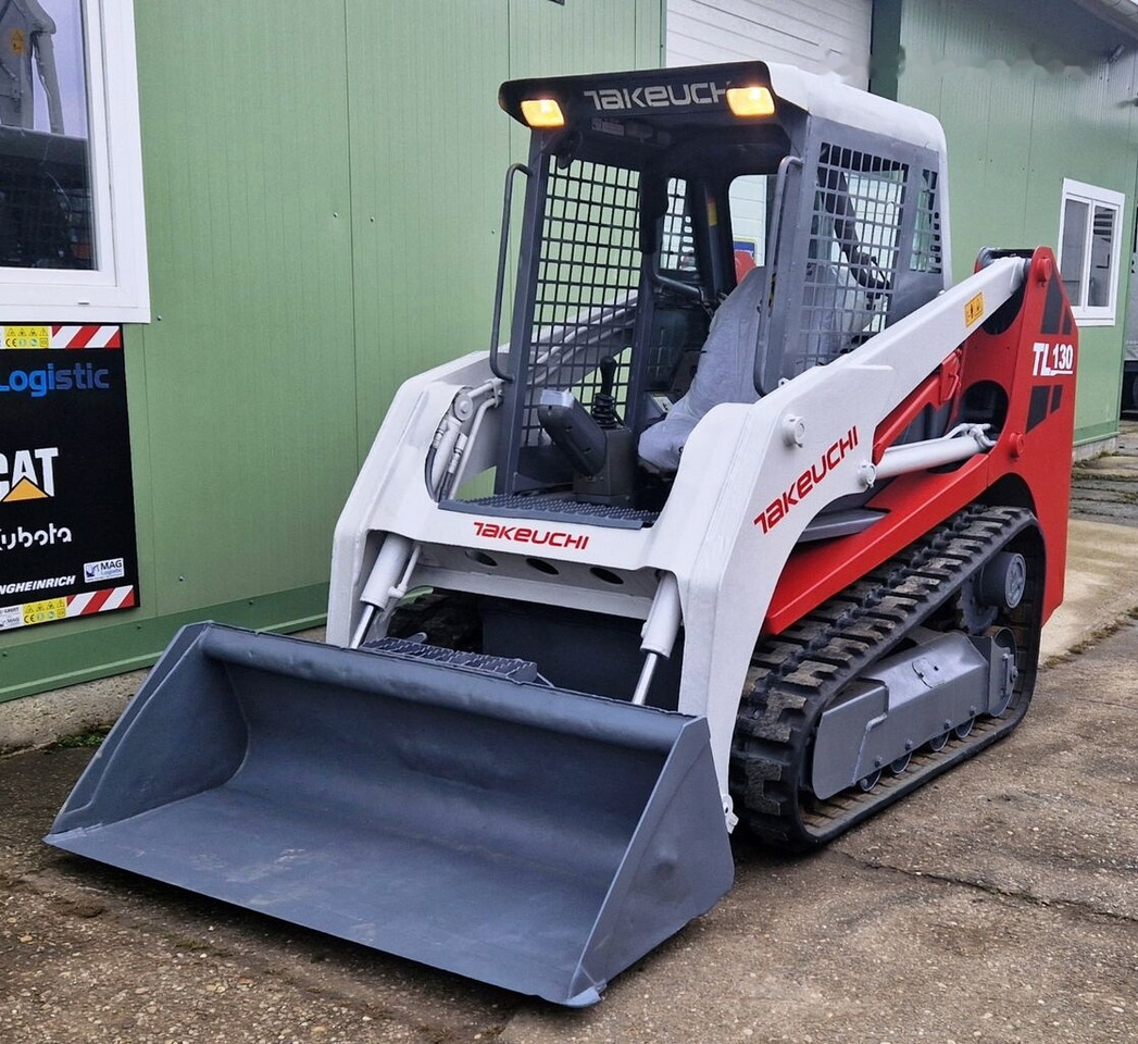 Compact track loader Takeuchi TL130: picture 4