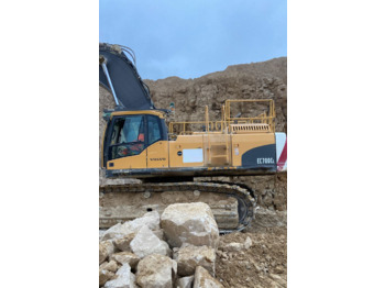 Crawler excavator Volvo EC700CL: picture 2