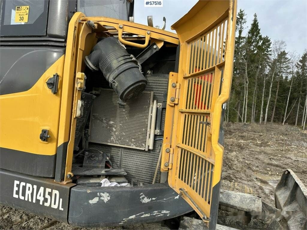 Crawler excavator Volvo ECR145DL Crawler excavator with rotor and buckets: picture 23