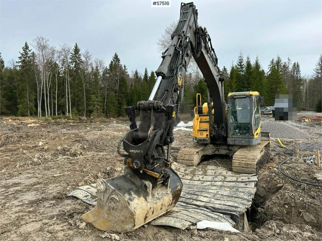 Crawler excavator Volvo ECR145DL Crawler excavator with rotor and buckets: picture 8