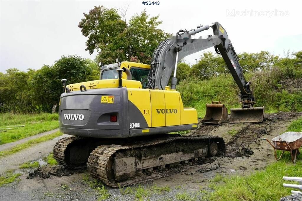 New Crawler excavator Volvo EC 140 BLC Excavator New swing bearing: picture 3