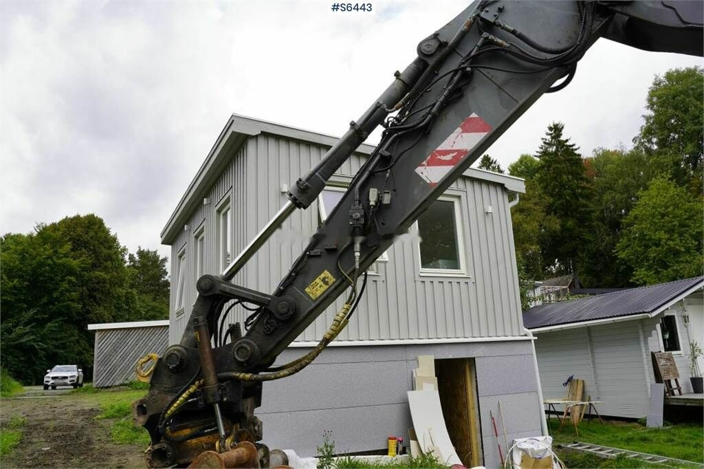 New Crawler excavator Volvo EC 140 BLC Excavator New swing bearing: picture 47