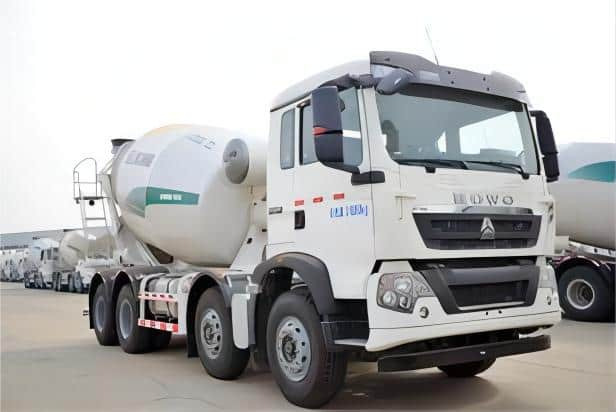 Concrete mixer truck XCMG SCHWING UsedCement Mixing Machine 12m3 Diesel Sand Cement Truck G12V with Best Price: picture 2