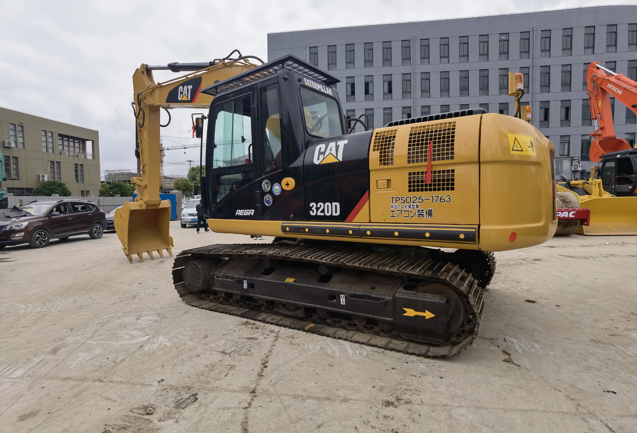 Crawler excavator caterpillar 320D used excavators original japan made cat excavator 320D 320D2 excavator machine price: picture 4