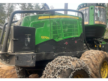 Forestry harvester John Deere 1270 G: picture 3