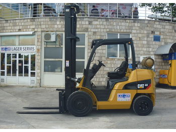Forklift CATERPILLAR GP40N: picture 1