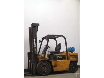 Forklift Daewoo G35S: picture 1