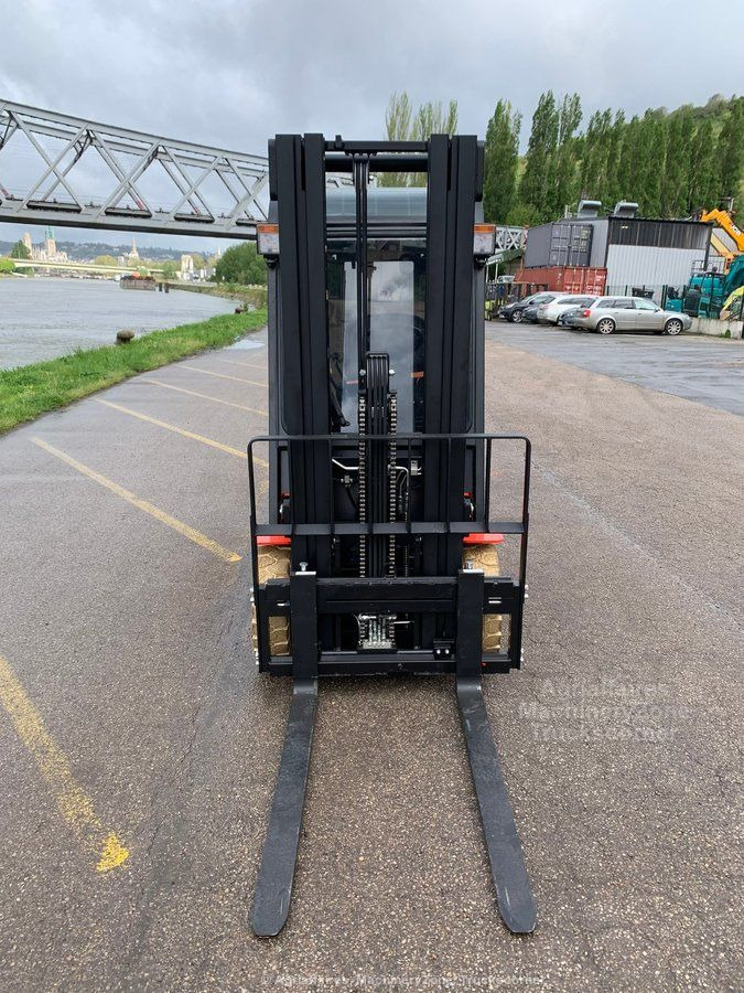 New Electric forklift EP EFL181: picture 9