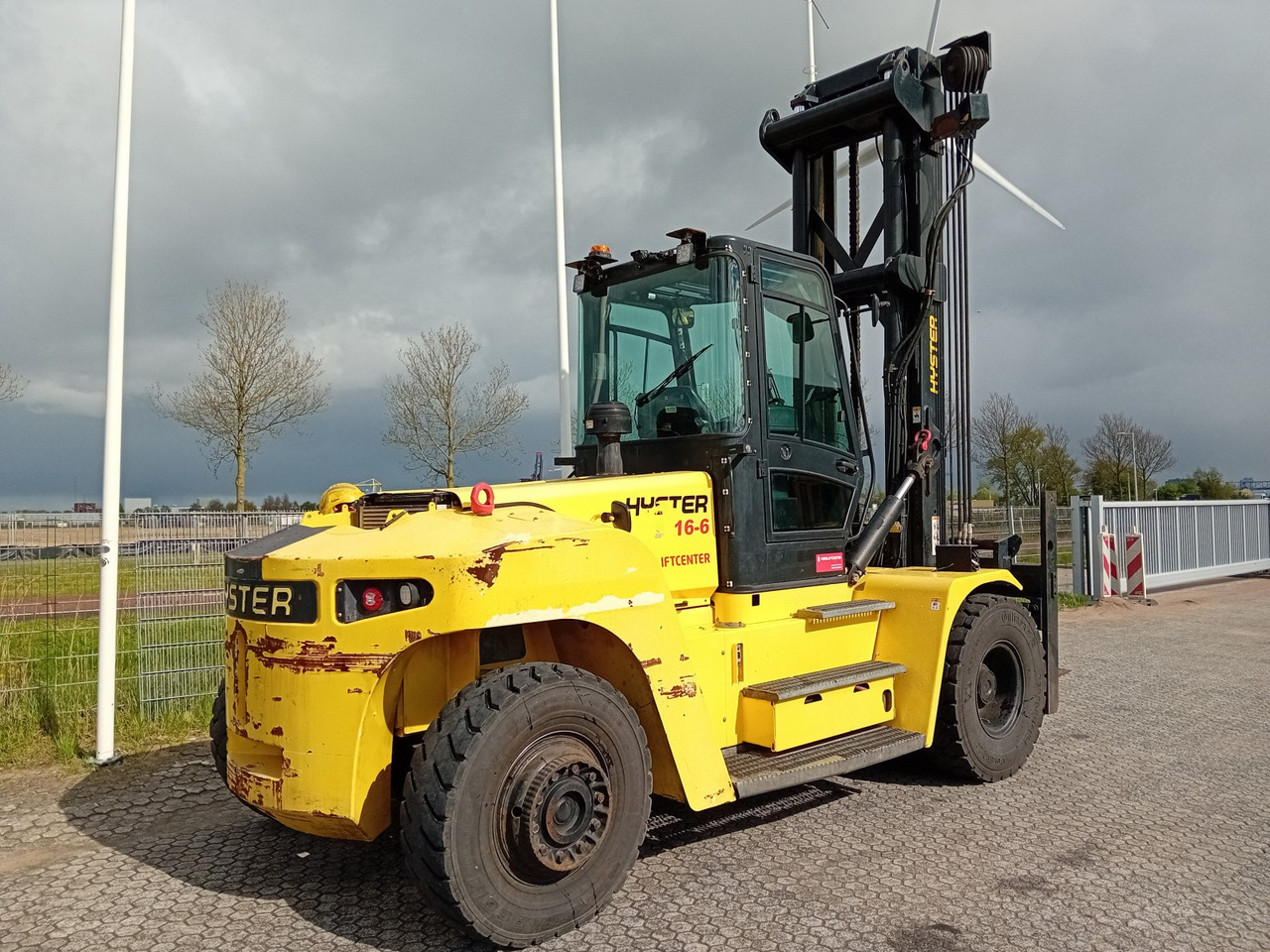 HYSTER H16XM6  on lease HYSTER H16XM6: picture 6