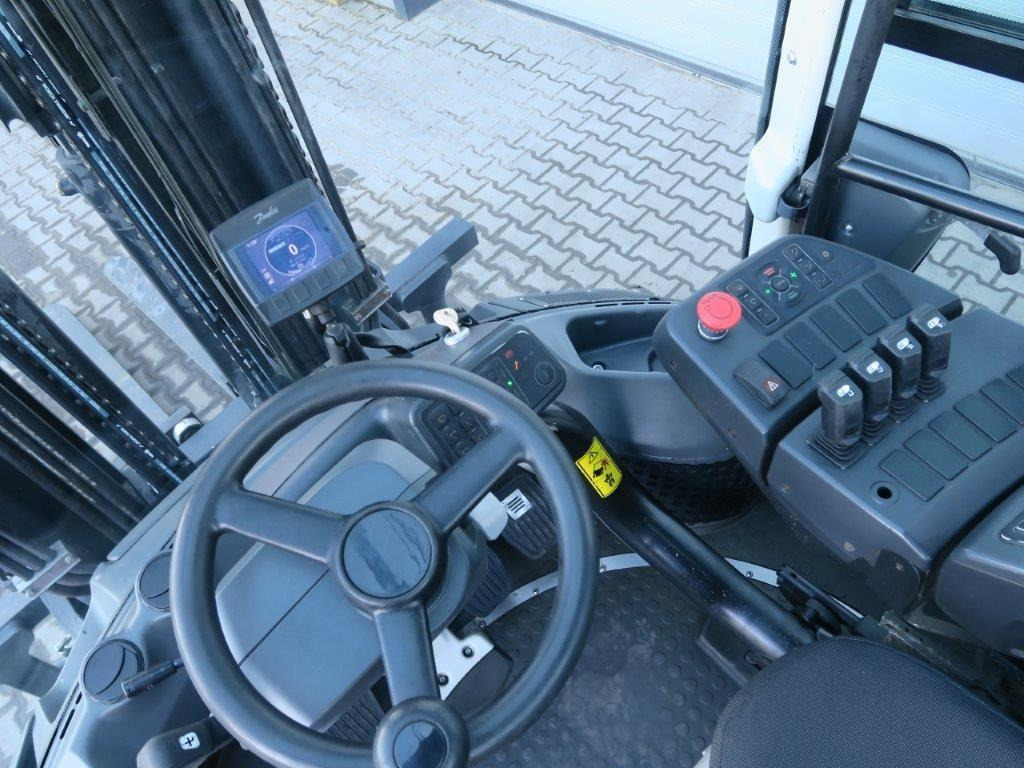 Forklift Kalmar ECG80-6 - TRIPLEX - Drehsitz: picture 11