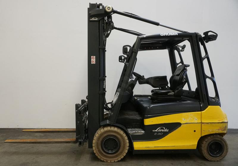 Electric forklift Linde E 30 387: picture 4