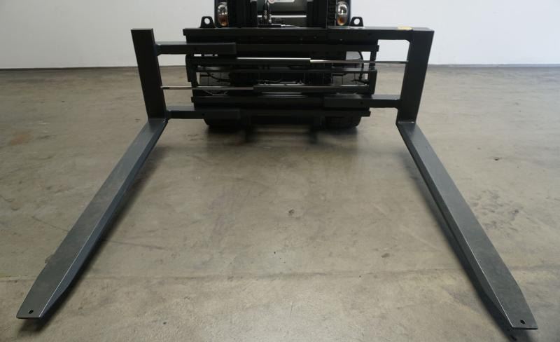 Electric forklift Linde E 45/600 H 388: picture 7