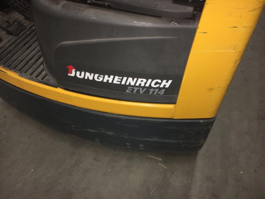 Reach truck Schubmaststapler Jungheinrich ETV 114: picture 5