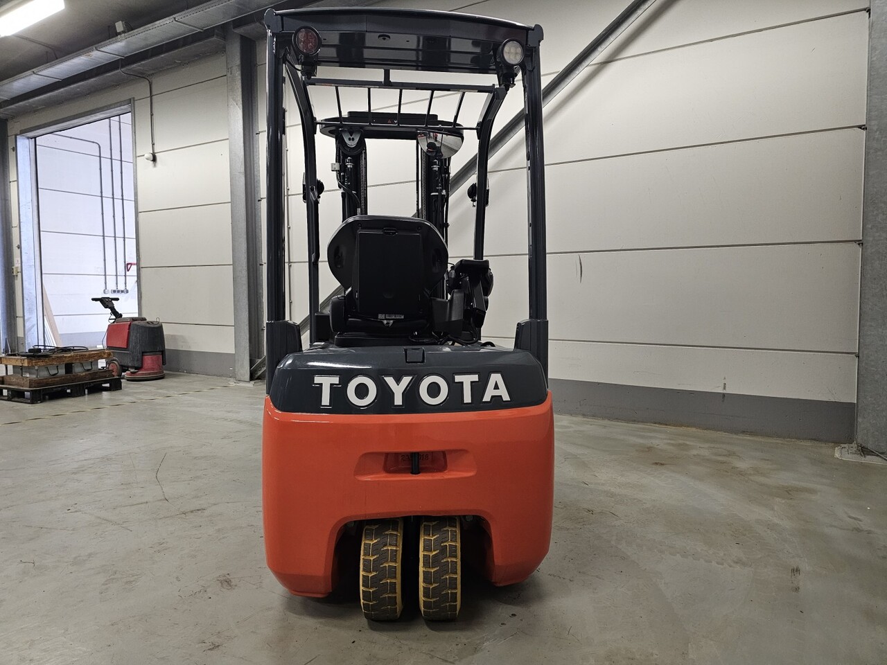 Electric forklift TOYOTA 8FBE20T: picture 7
