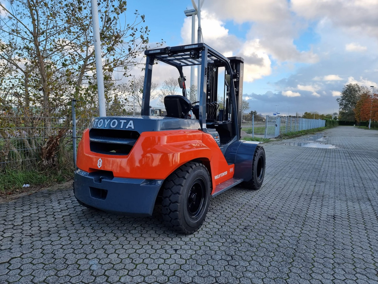 Diesel forklift TOYOTA 8FD70F: picture 6