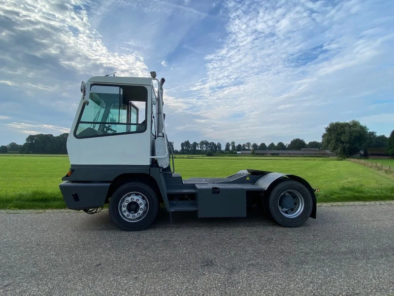 Terminal tractor Terberg YT 182 RANGE TRUCK | 18405 HR | AIR SUSPENSION: picture 2