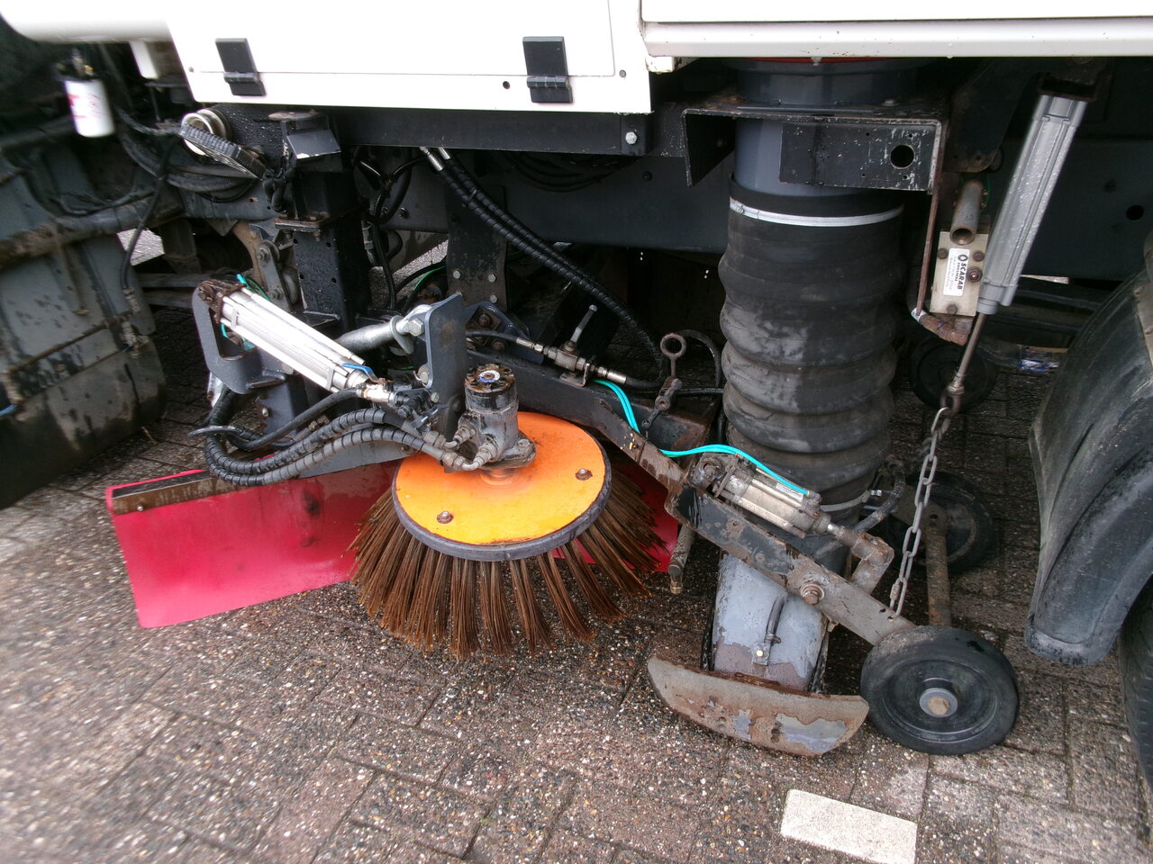 Vacuum truck D.A.F. LF 55.220 4x2 Scarab sweeper: picture 6