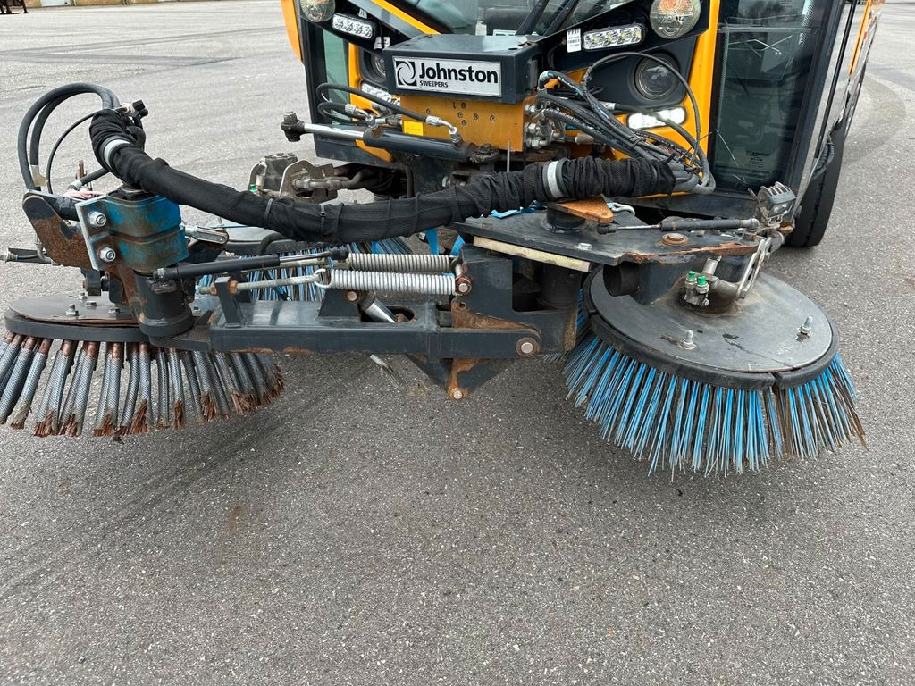 Road sweeper Johnston C202 Euro 6c Kompakt-Kehrmaschine: picture 10