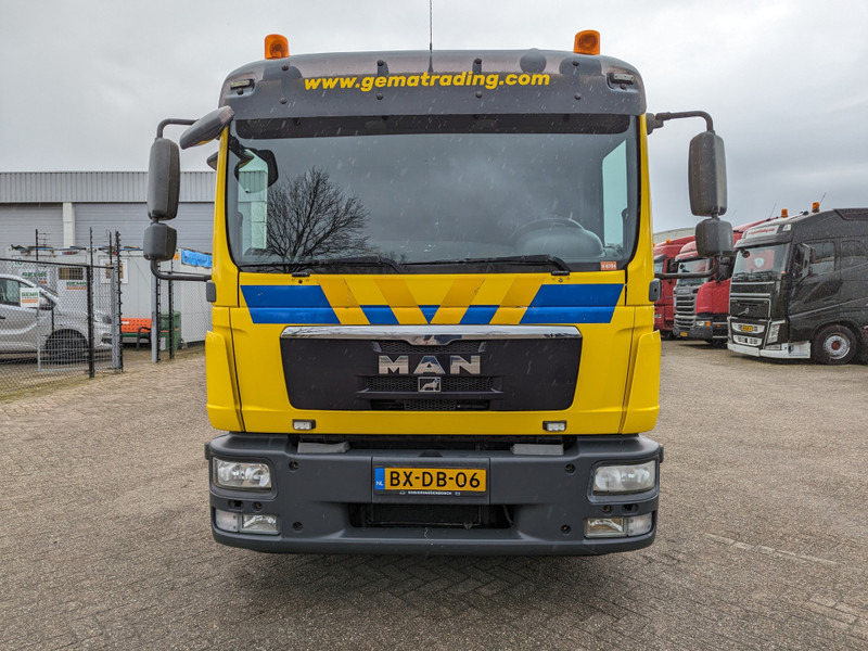 Tow truck MAN TGL 12.250 4x2 Dubbelcabine Euro5 - Falkom FAS6000 + FAL2000 + EPH4500 Winch - 08/2024APK (V704): picture 9