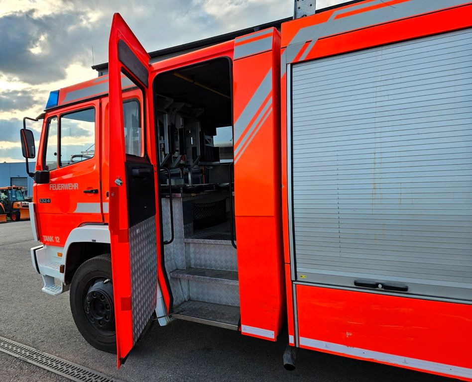 Fire truck Mercedes-Benz 1324 4x4 TLF Ziegler Feuerwehr: picture 12