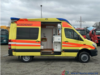 Ambulance Mercedes-Benz Sprinter 516 4x4 RTW Ambulance Delfis Rettung: picture 1