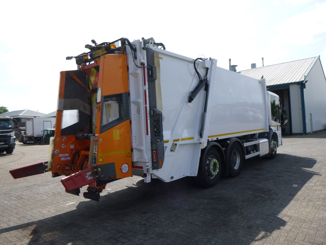 Garbage truck Mercedes Econic 2630 6x2 RHD Euro 6 Refuse truck: picture 3