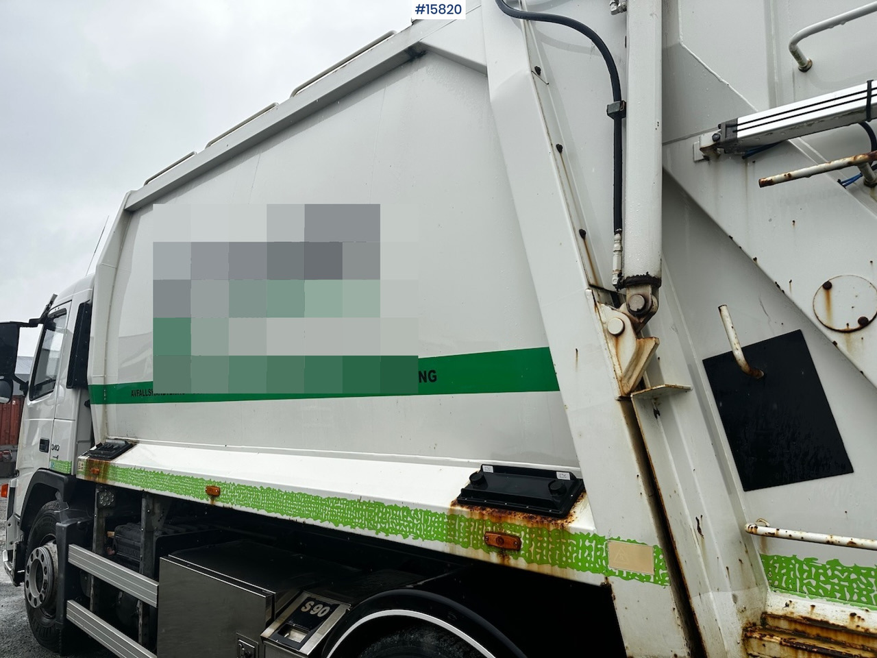 Garbage truck Volvo FM340: picture 18