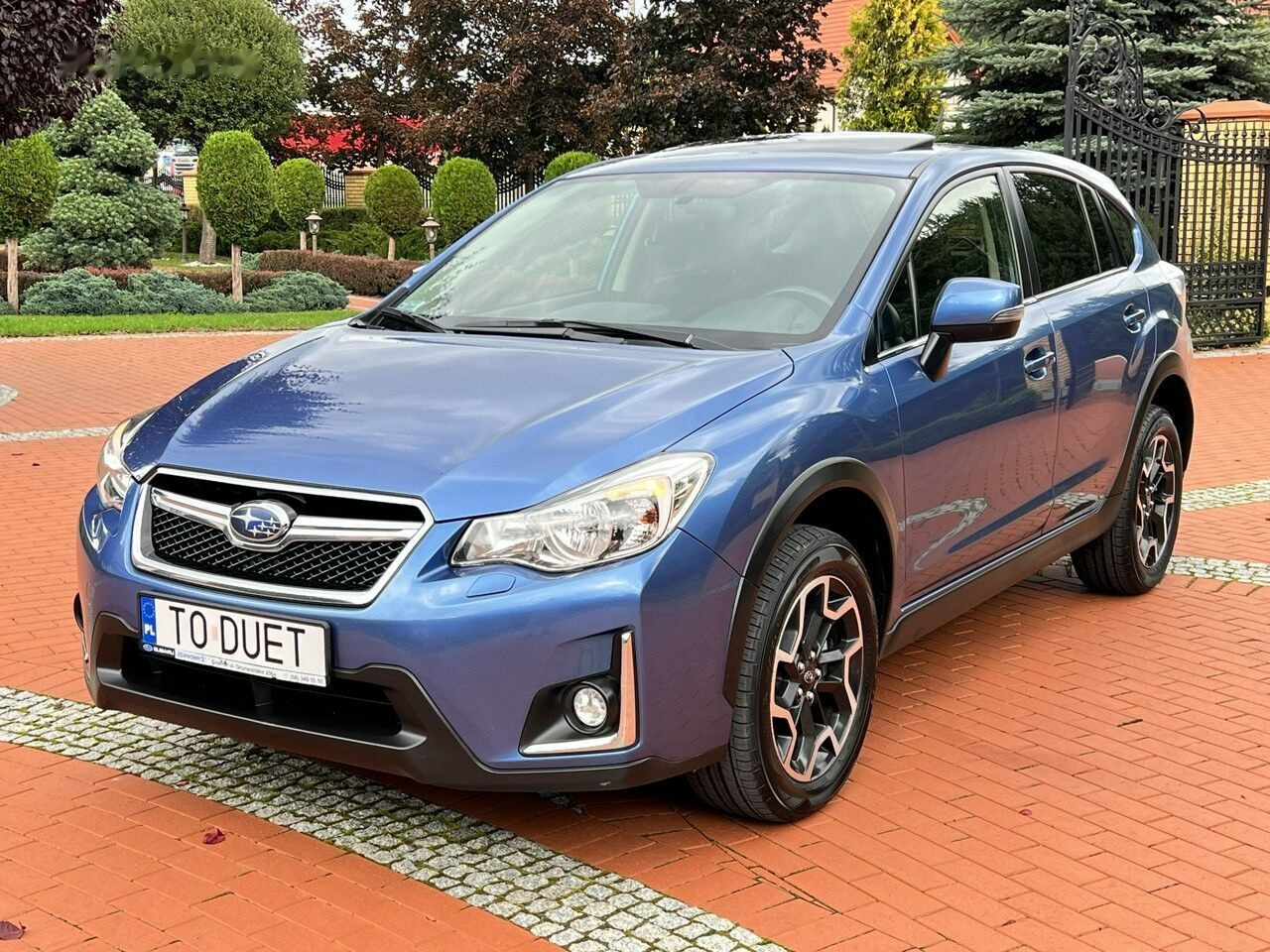Car Subaru XV: picture 3
