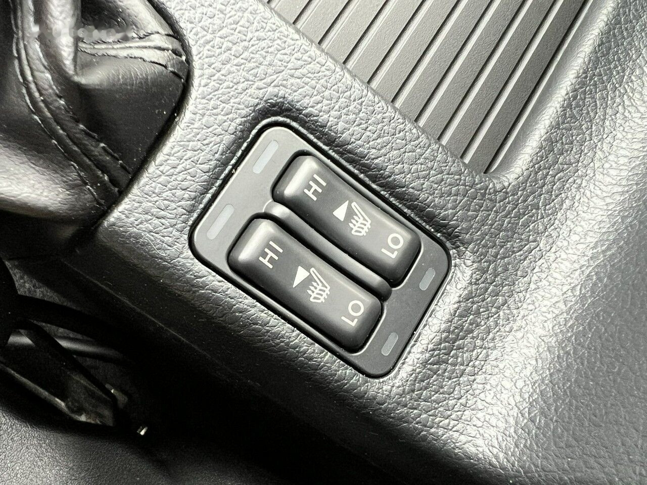 Car Subaru XV: picture 33