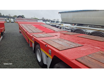 New Low loader semi-trailer Alim porte engins 3 essieux: picture 5