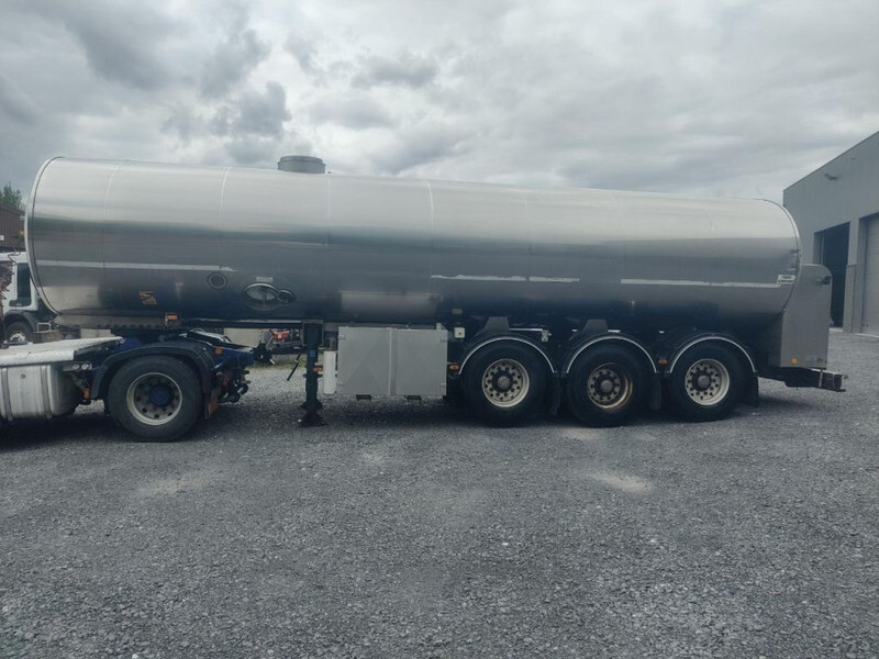Tank semi-trailer for transportation of milk ETA TANK IN STAINLESS STEEL INSULATED - 29000 L: picture 3