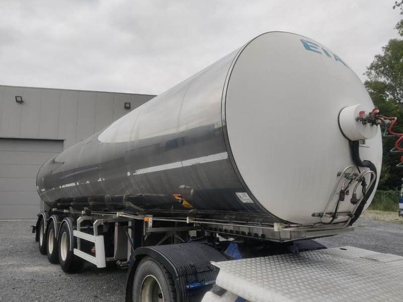 Tank semi-trailer for transportation of milk ETA TANK IN STAINLESS STEEL INSULATED - 29000 L: picture 2