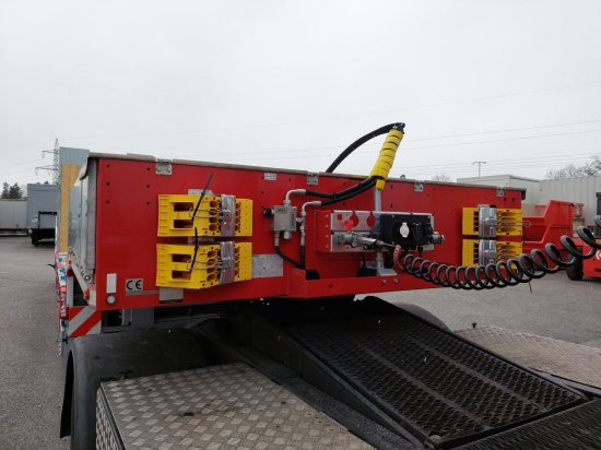 New Low loader semi-trailer for transportation of heavy machinery HUMBAUR HTS30 schräg, 3-Achs Tieflader, Radmulden, Liftachse, Nachlaufachse, Verzinkt,: picture 6