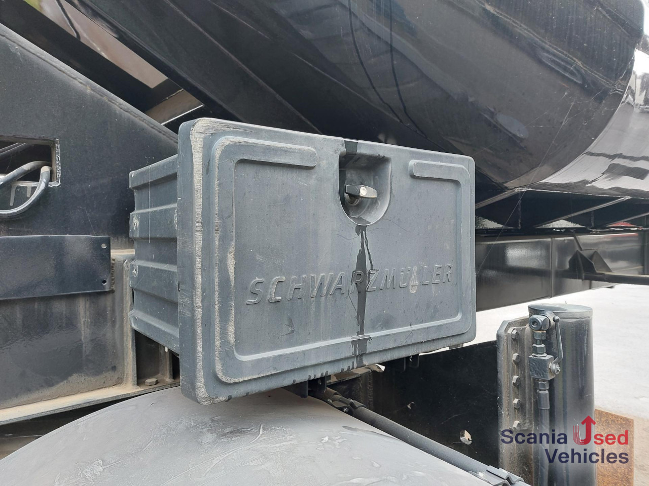 Tipper semi-trailer, Construction machinery IFE Asphalt-Mulde isoliert TÜV 10-2024: picture 15