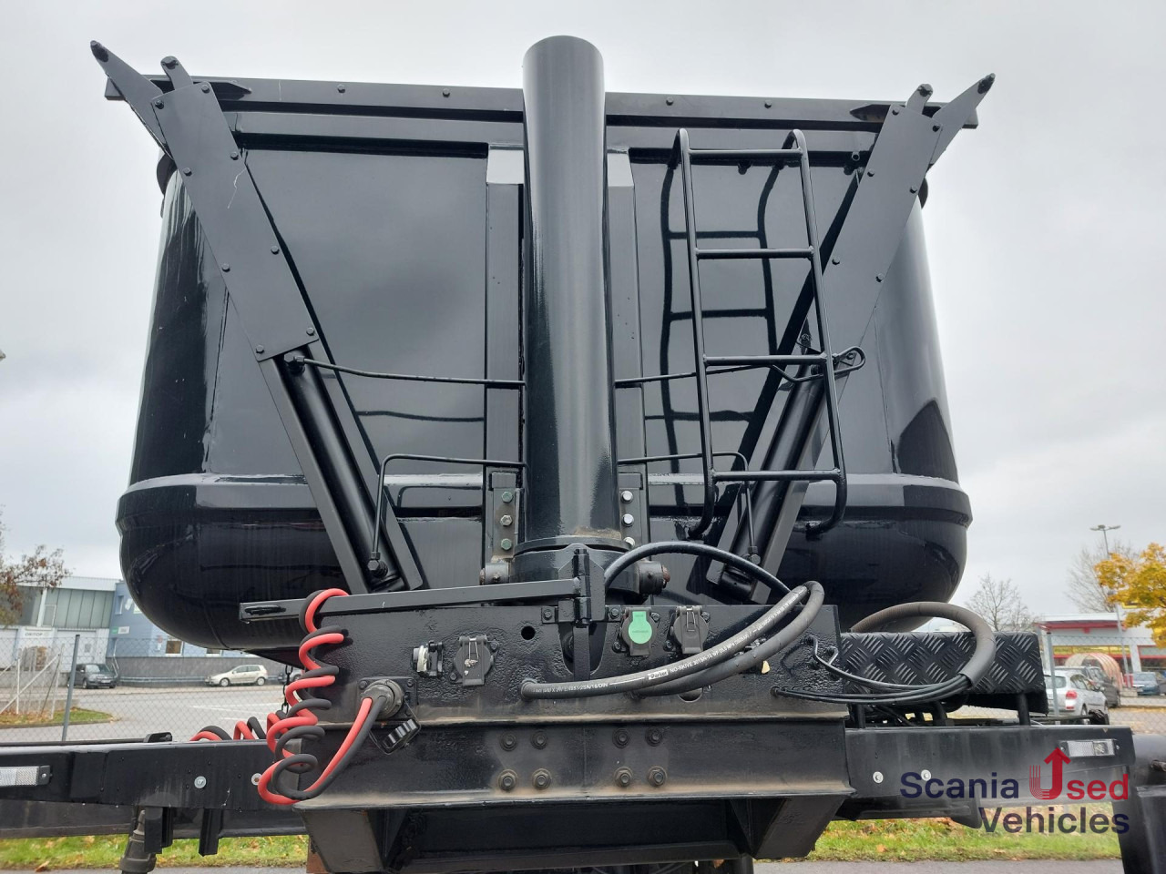 Tipper semi-trailer, Construction machinery IFE Asphalt-Mulde isoliert TÜV 10-2024: picture 2