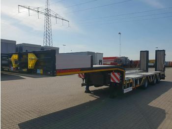 New Low loader semi-trailer Kässbohrer SLA R 3 Radmulde: picture 1