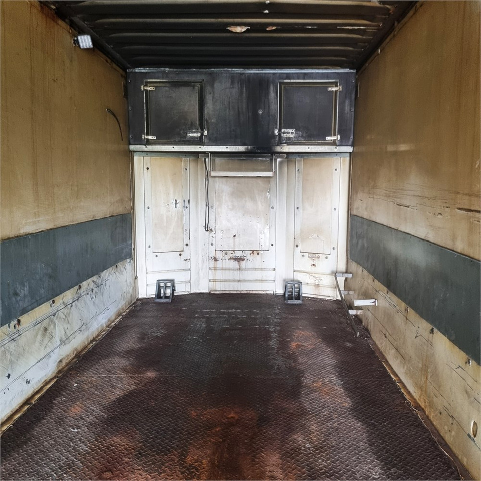 Closed box semi-trailer Lecitrailer E2 D-254: picture 3