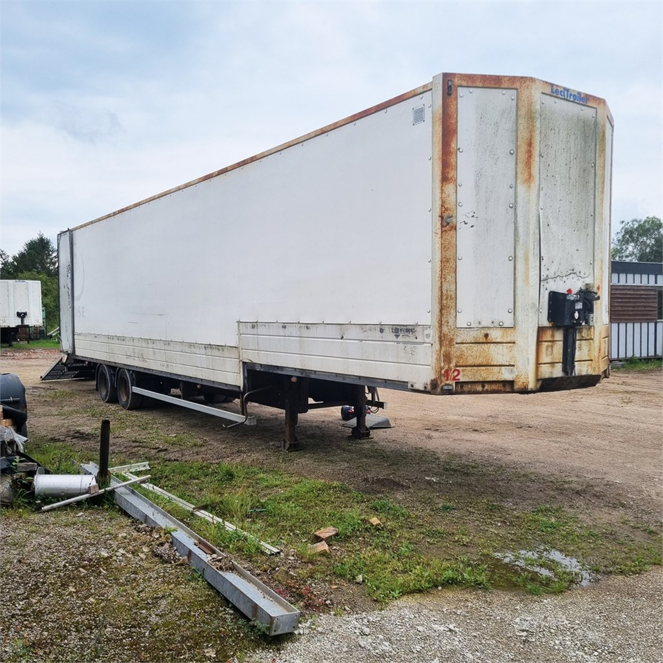 Closed box semi-trailer Lecitrailer E2 D-254: picture 4