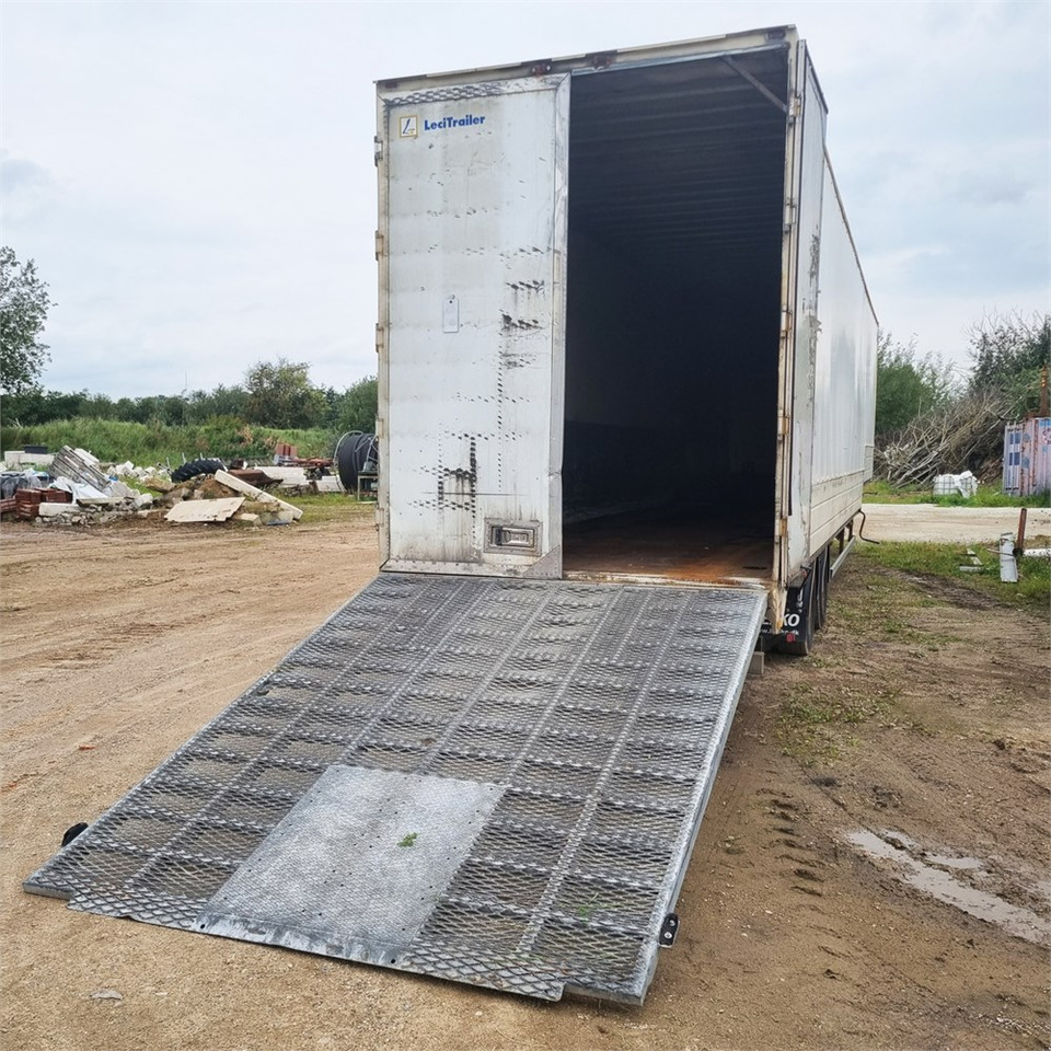Closed box semi-trailer Lecitrailer E2 D-254: picture 2