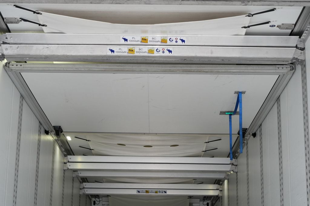 Refrigerator semi-trailer Schmitz Cargobull SKO 24/ BI TEMP / PHARMA / DS / DRP SEITENTÜRE: picture 30