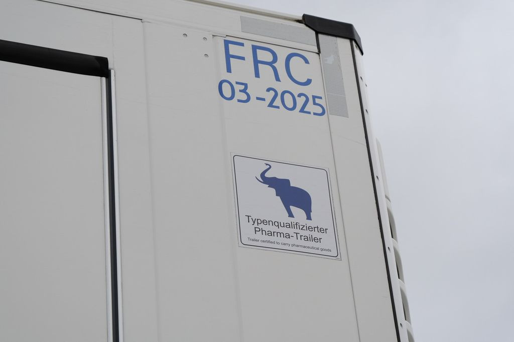 Refrigerator semi-trailer Schmitz Cargobull SKO 24/ BI TEMP / PHARMA / DS / DRP SEITENTÜRE: picture 7